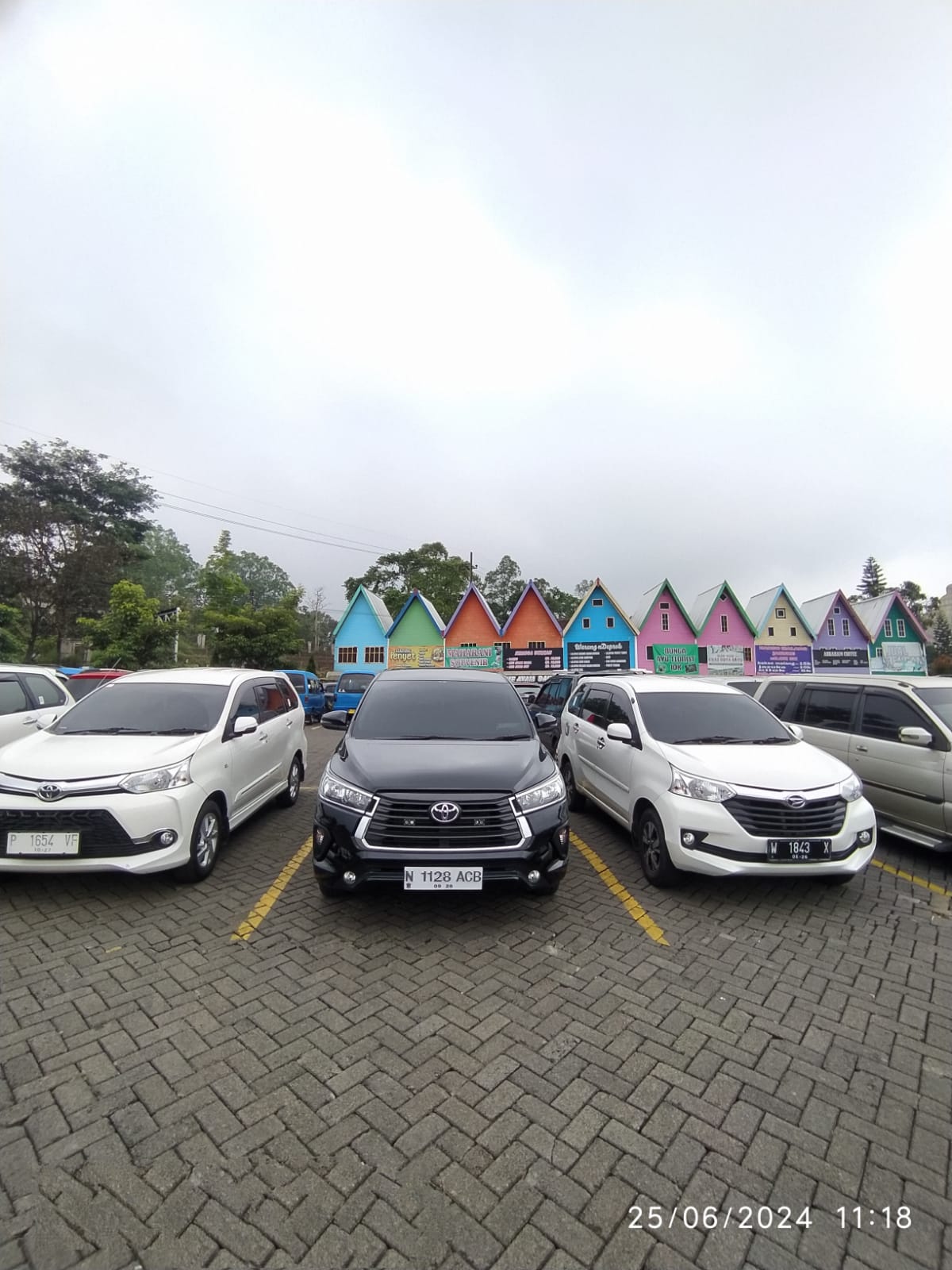 Rental Mobil Malang Ajeg Trans